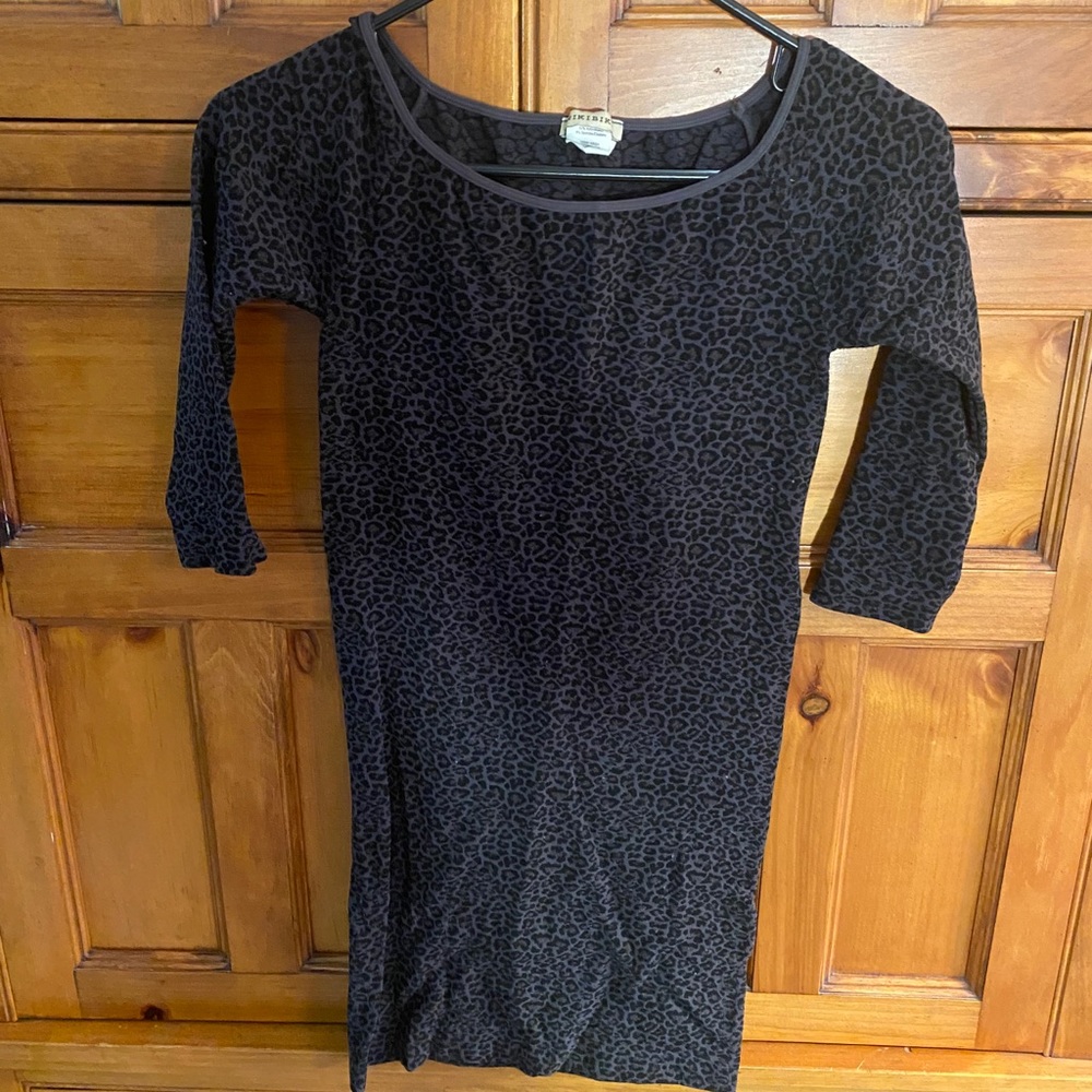$10. One size. Black/gray spandex top.